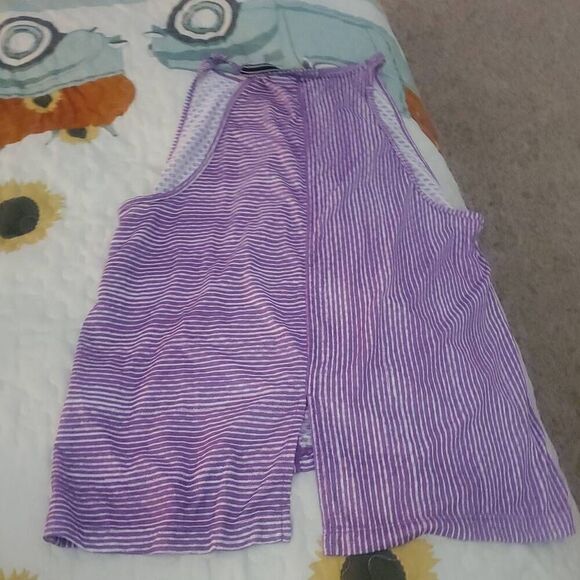 NIKE WORKOUT TOP - Picture 4 of 4